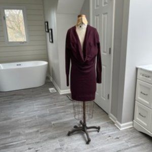 Lululemon athletica Dress (can wear it scoop or v neck & long or 3/4 sleeve.